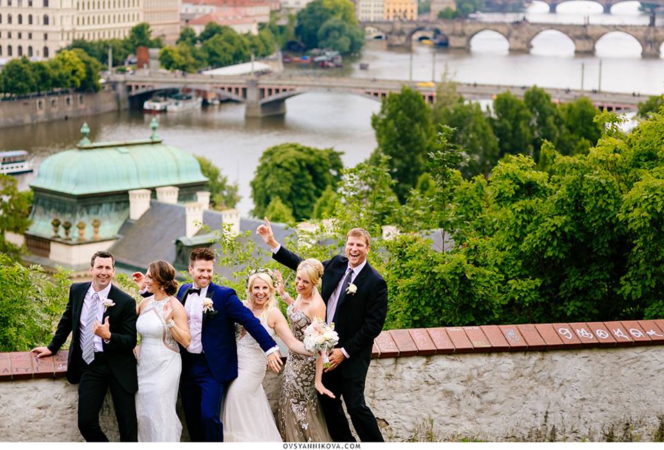 American couple's wedding in Prague. Photographer: Evgeniya Ovsyannikova.