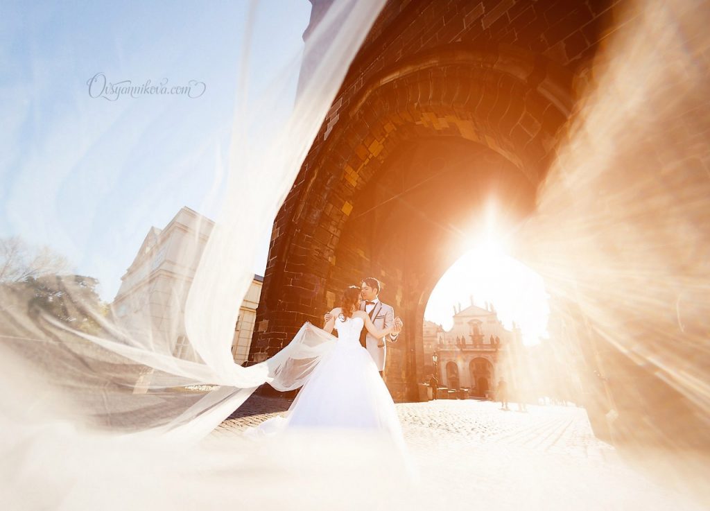 Chinese wedding in Prague. Photographer: Evgeniya Ovsyannikova.